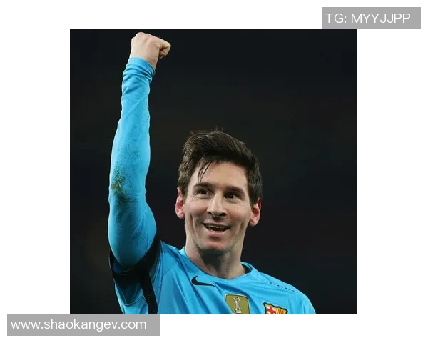 梅西意外白头引发热议球场传奇的岁月流转与人生感悟